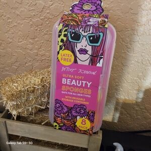 Betsey Johnson Pink Beauty Sponges Set